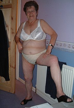 granny012.jpg