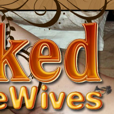 beautiful naked housewives